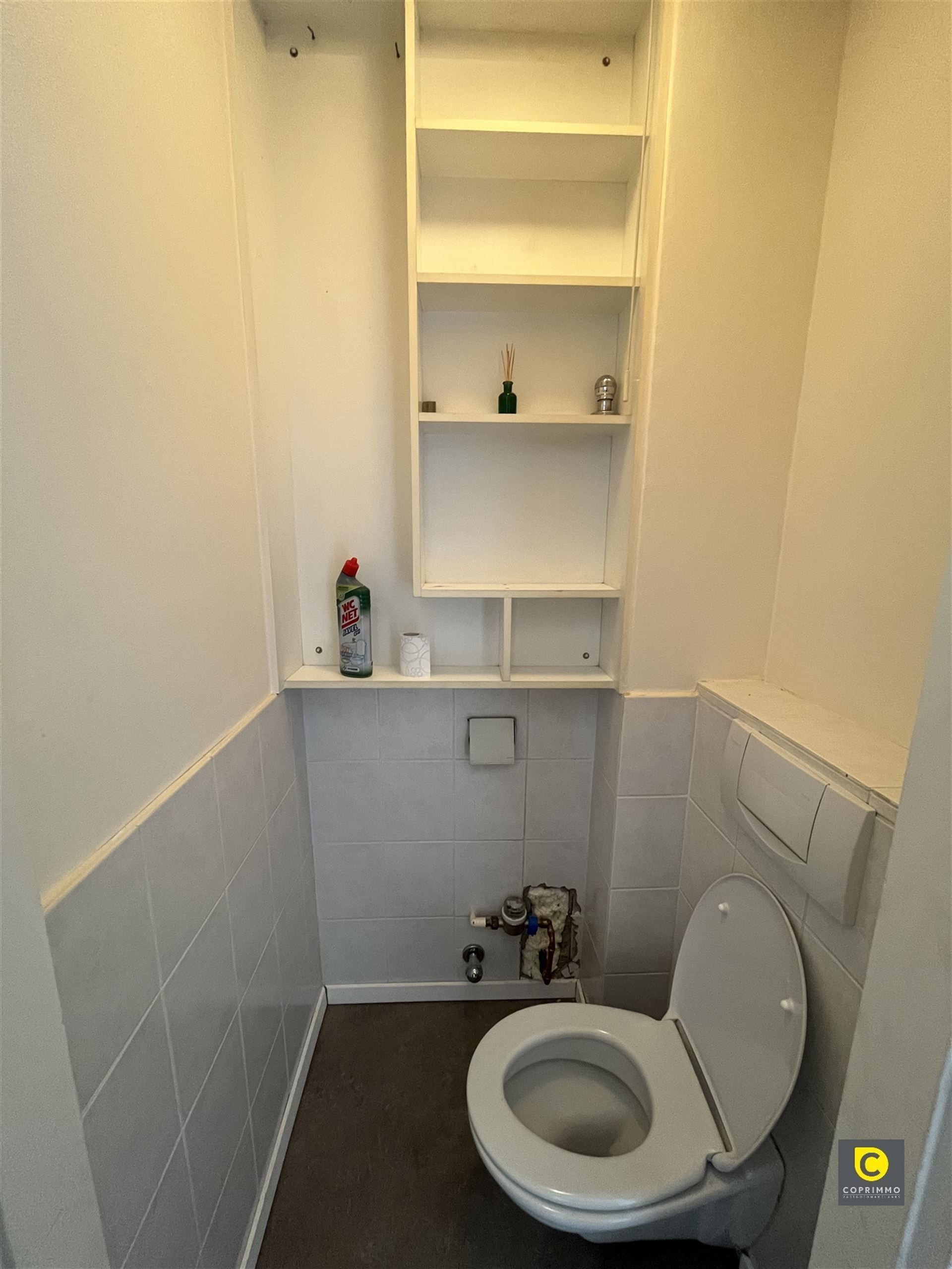 Instapklaar dakappartement met ruim terras! foto 22