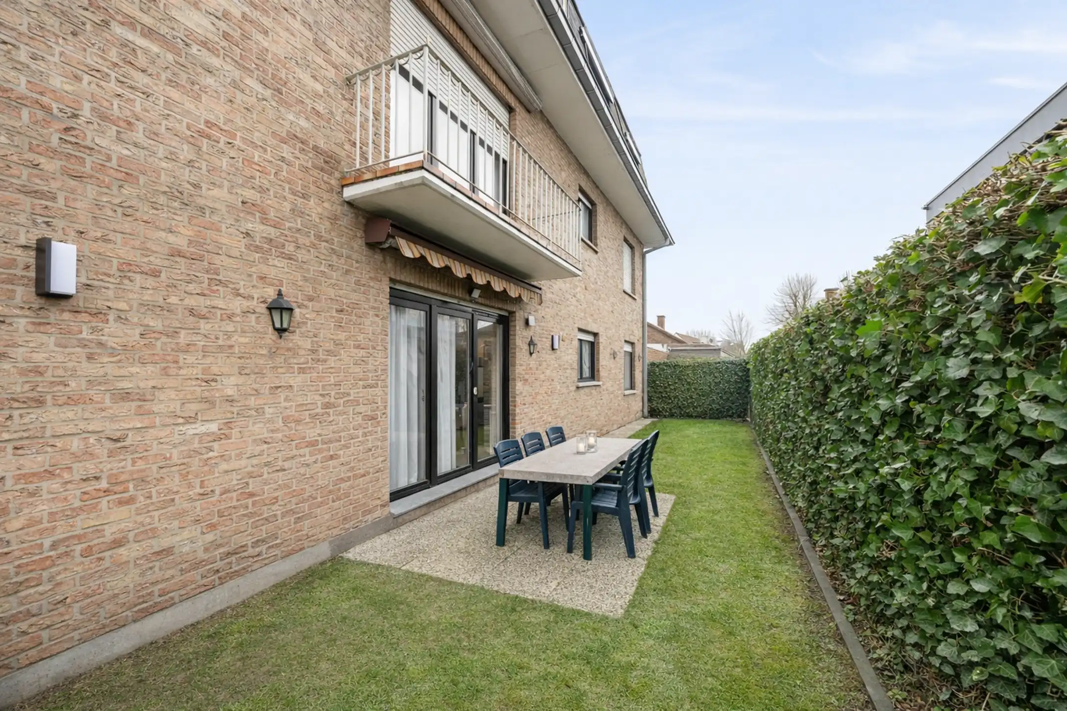 Gelijkvloers appartement met tuin, staanplaats en garage foto 8