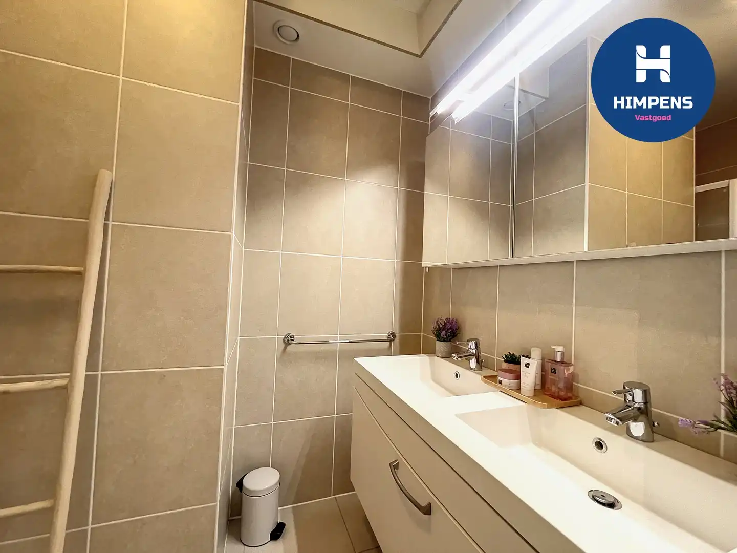 Instapklaar appartement met terras in Koksijde foto 12