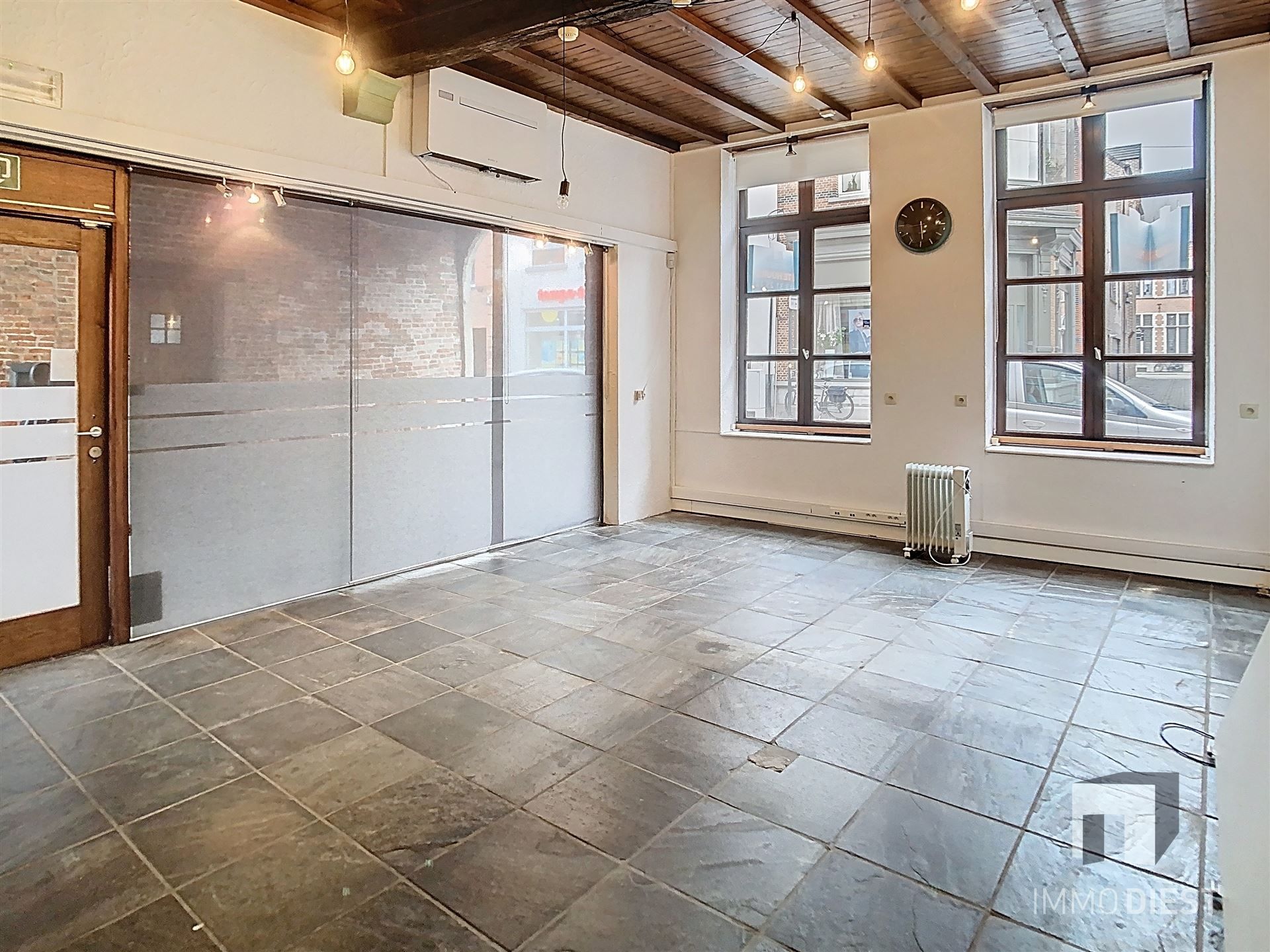 Handel of bureel in centrum Diest?  foto 15