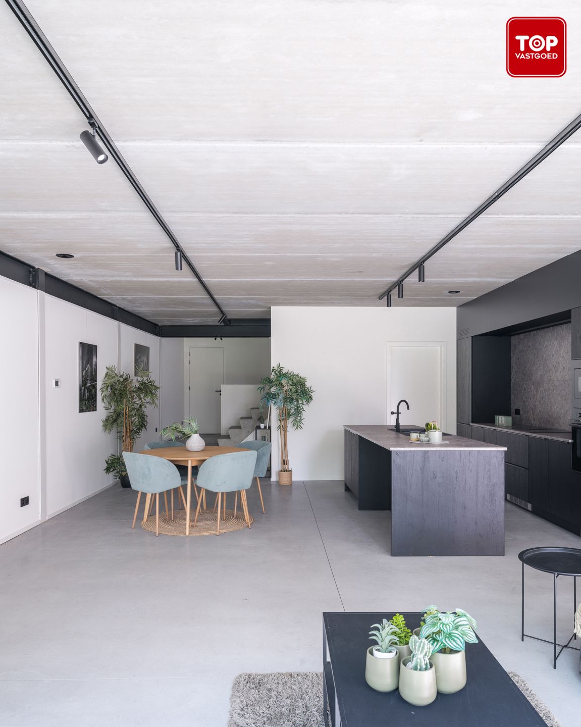 Energiezuinige (A+) designwoning met 3 slaapkamers, zonnige tuin en luxueuze betonafwerking in Vlierzele foto 14