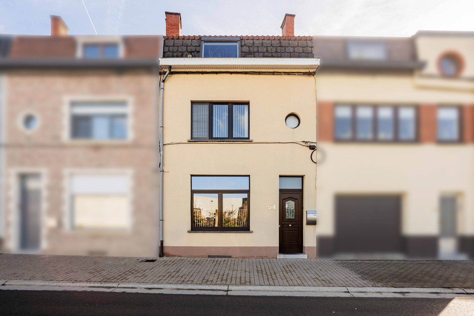 Charmante gezinswoning met 4SLPK en tuin foto 24