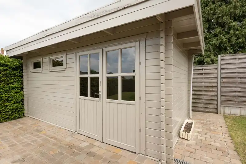 Prachtige alleenstaande instapklare woning met 5 slaapkamers inpandige garage, mooi terras en tuin TE KOOP in hartje Sint-Baafs-Vijve foto 28