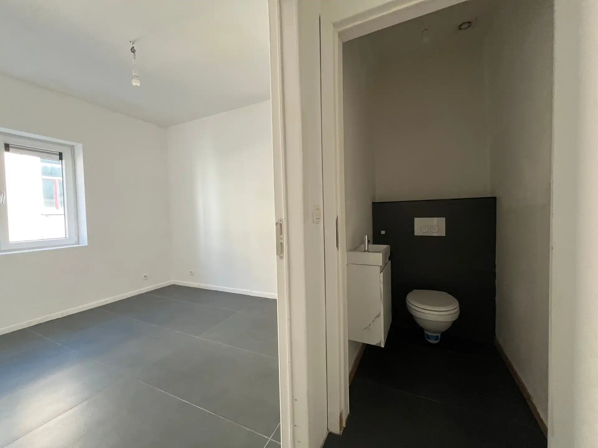 Vernieuwd  gebouw met 3 appartementen - gelegen nabij de Troonplaats! foto 17