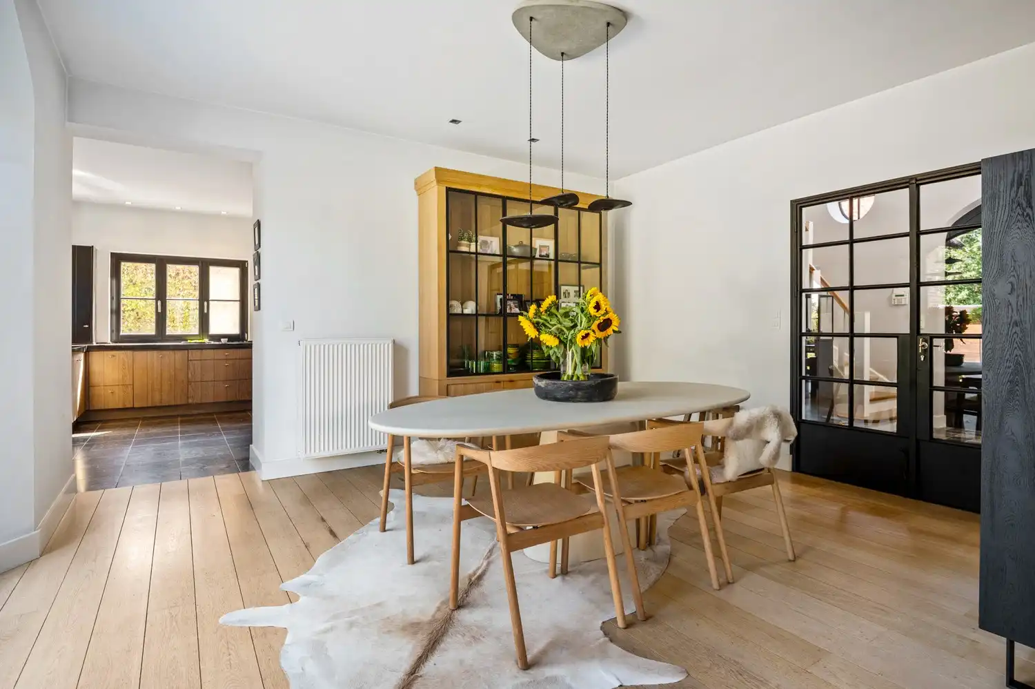 Prachtige villa met 3 slaapkamers, bureau en garage te koop op Toplocatie in Lier! foto 9
