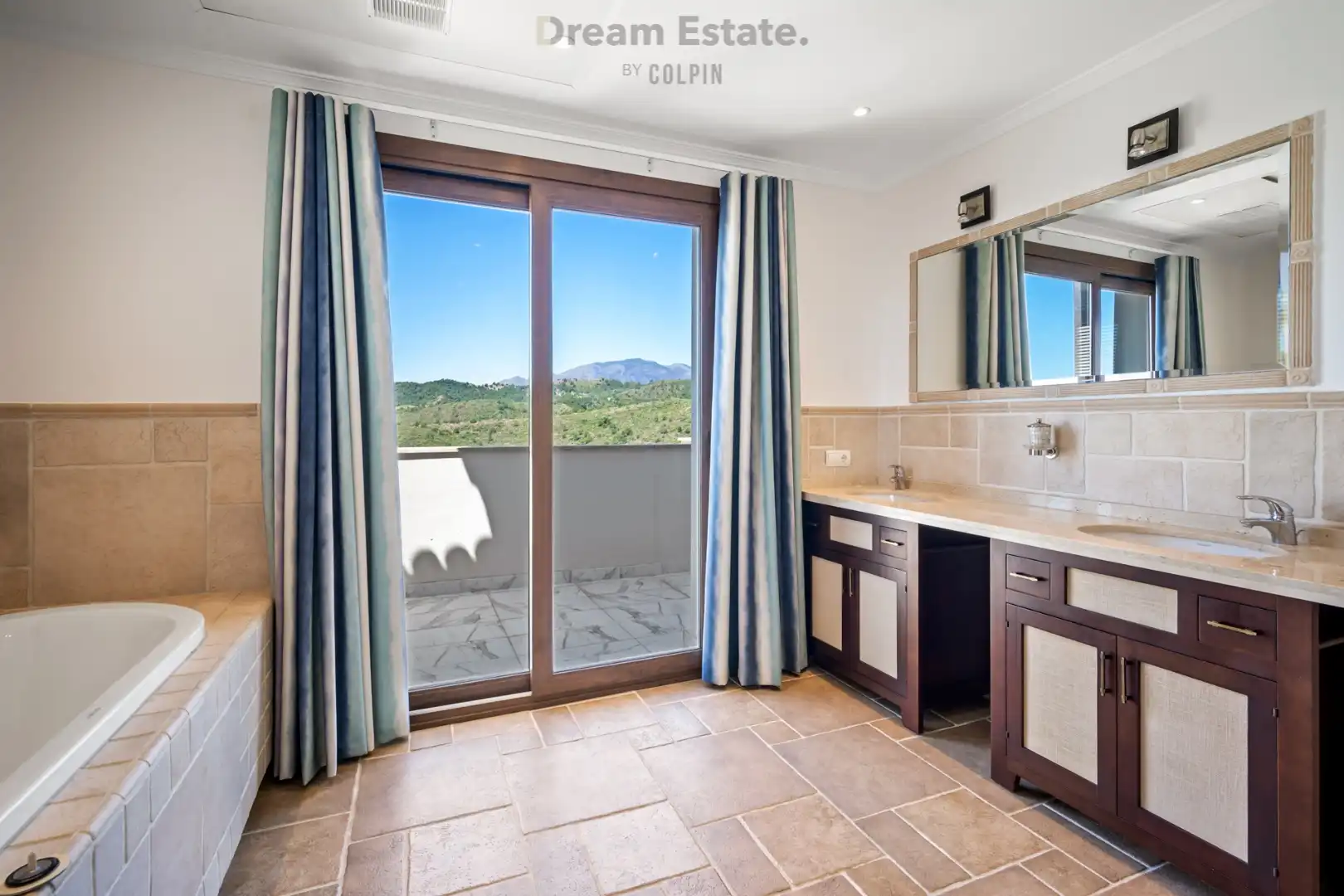 Rustig gelegen Andalusische villa te Monte Mayor met fantastische zichten.&nbsp; foto 18