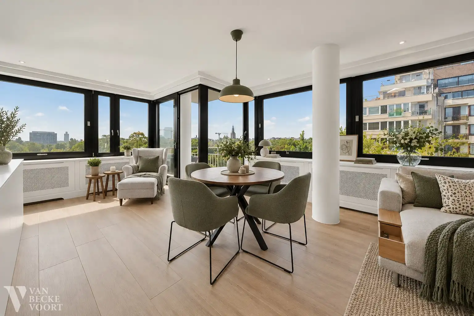 Wonen aan het park: stijlvol gerenoveerd appartement met uitzonderlijk uitzicht foto 4