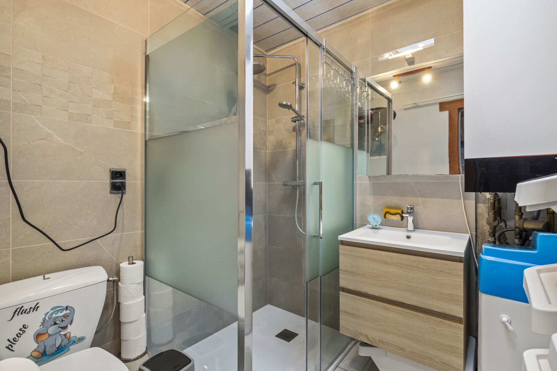 Energiezuinige, gerenoveerde rijwoning met tuin foto 10