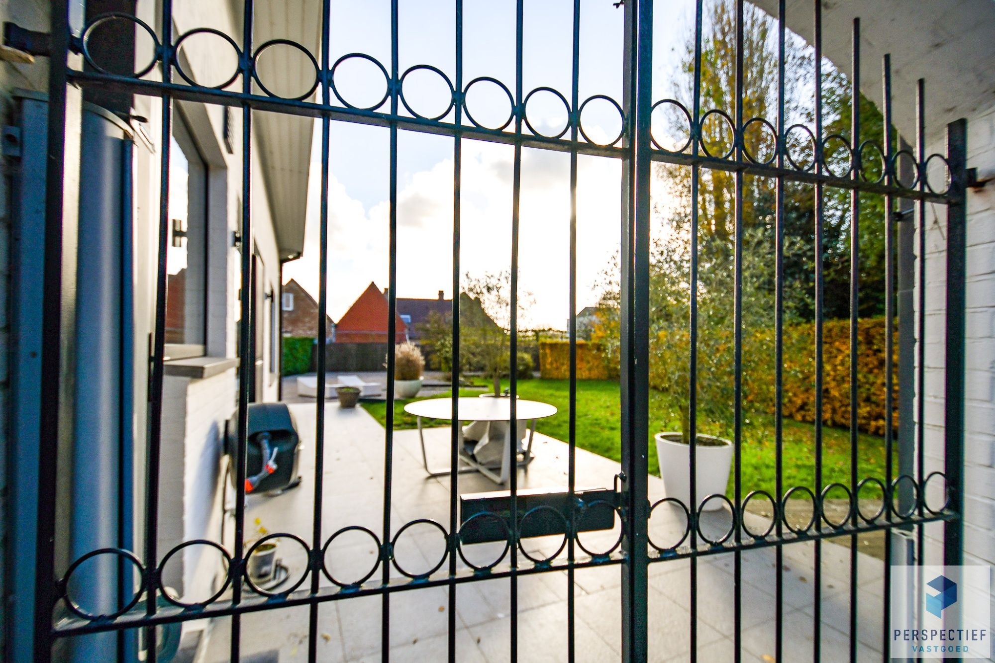 Stijlvol wonen met praktijkmogelijkheden in een groene omgeving tussen Oedelem en Brugge foto 17