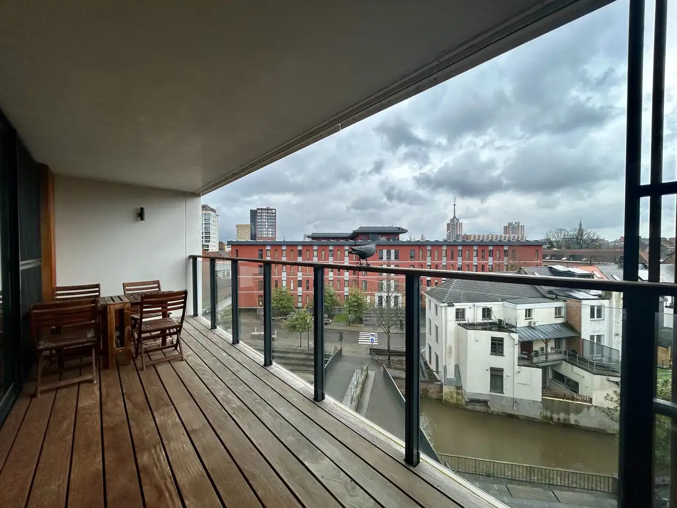 Stijlvol en energiezuinig appartement met terras aan de Vaartkom foto 7