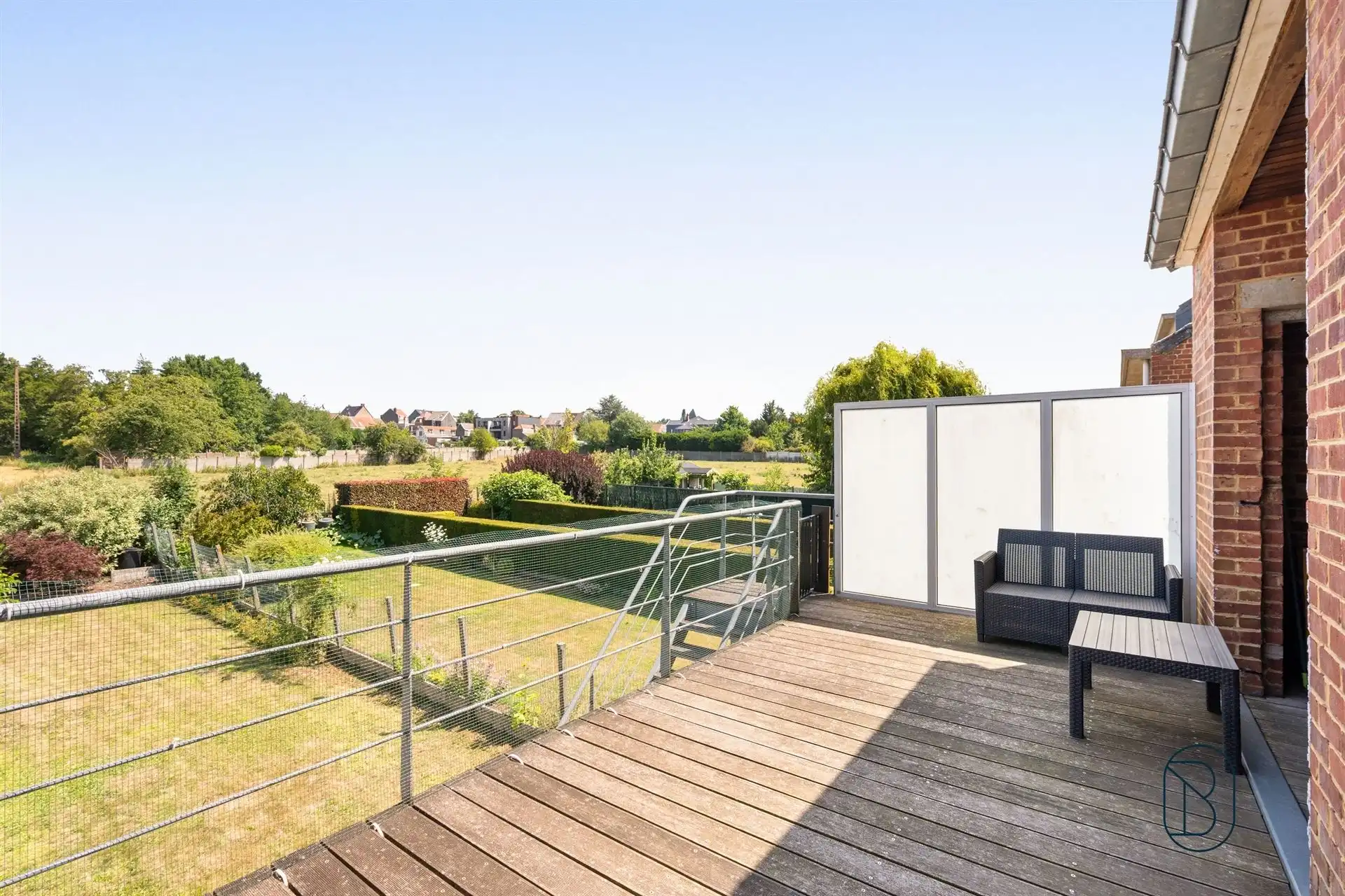 Instapklare bel-etagewoning met aangename tuin en 5 SLK! foto 4