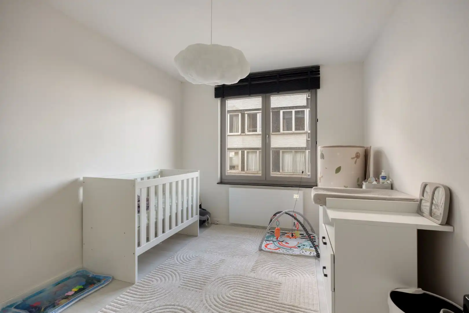 Vernieuwd en instapklaar appartement met 3 slaapkamers in Tongeren centrum foto 16