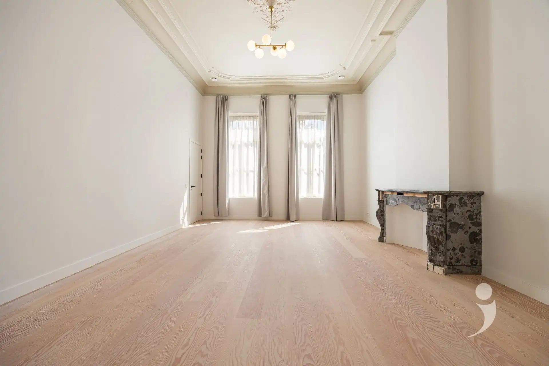 Exclusief gerenoveerd appartement op toplocatie in Leuven foto 6