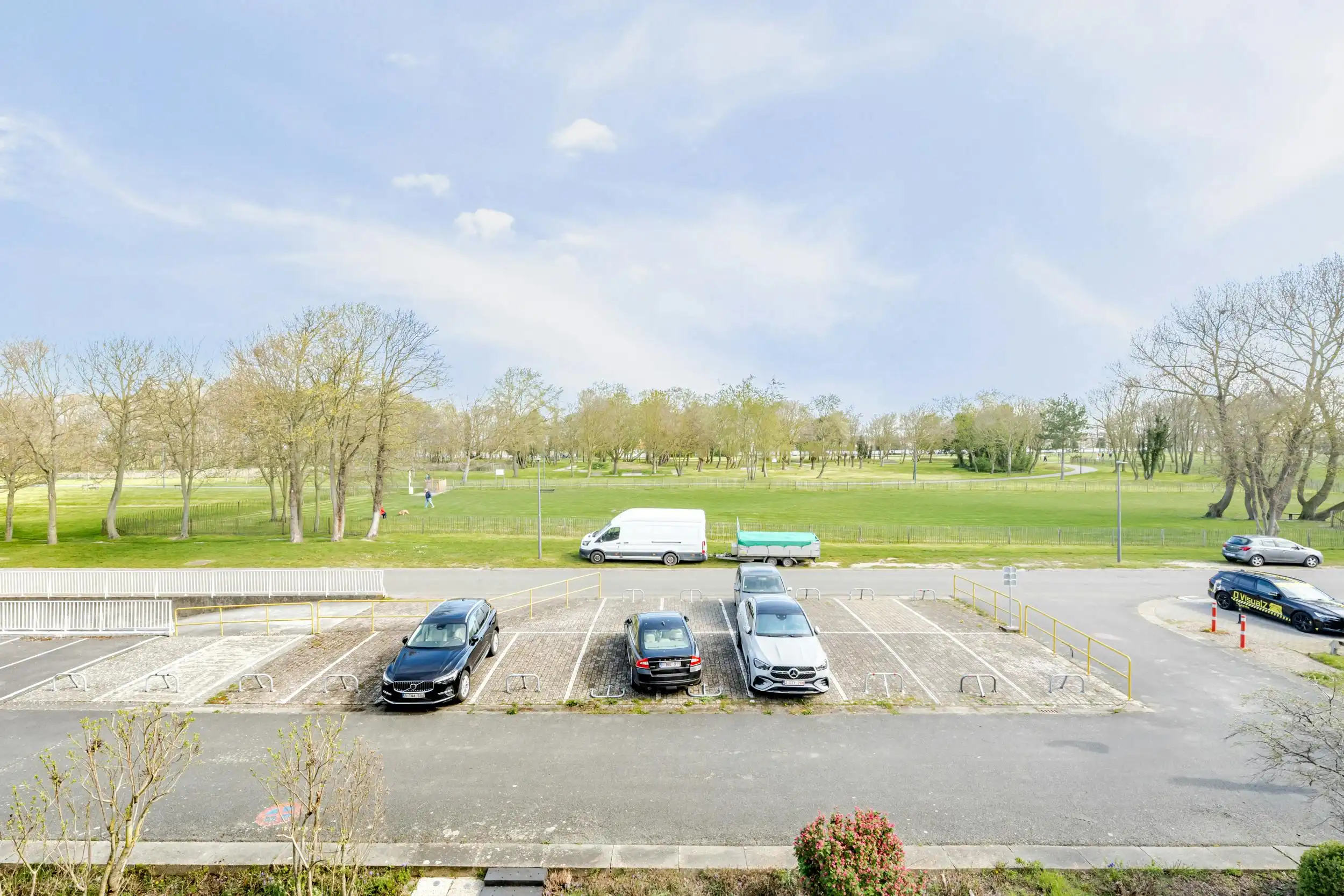 Lichtrijk appartement met één slaapkamer en slaaphoek foto 3
