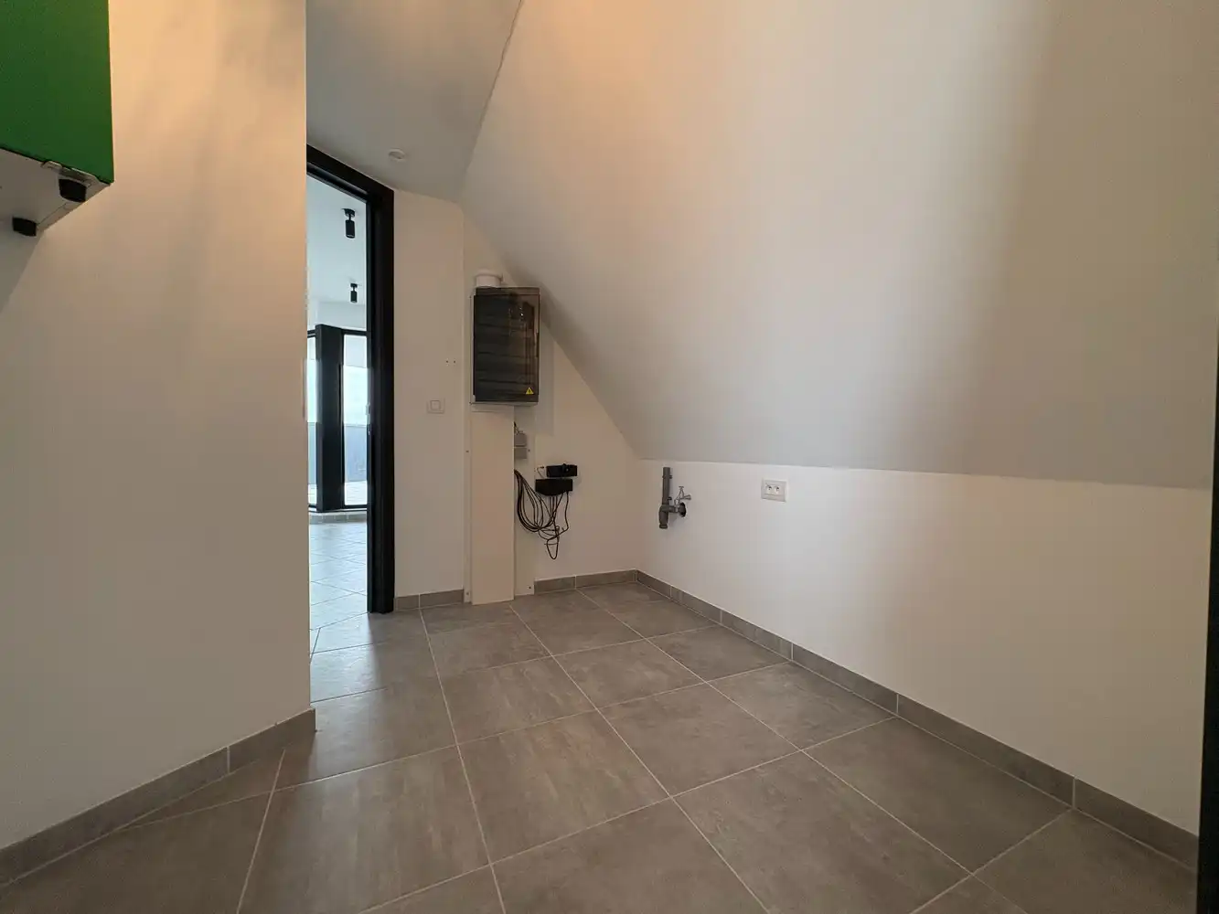 Modern dakappartement in het centrum van Torhout foto 8