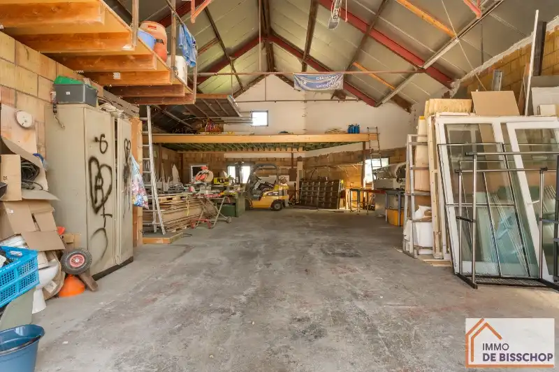 Prachtige dubbele woonst / koppelwoning met achterliggend magazijn en tuin foto 17