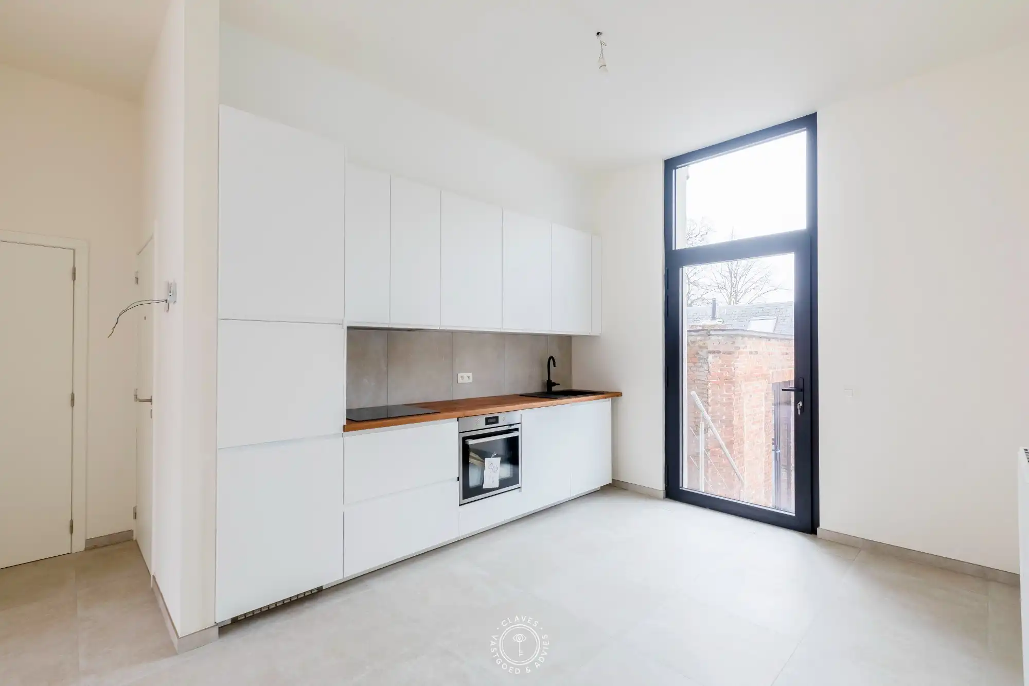 Charmant appartement met ruim terras in centrum Sint-Niklaas foto 4