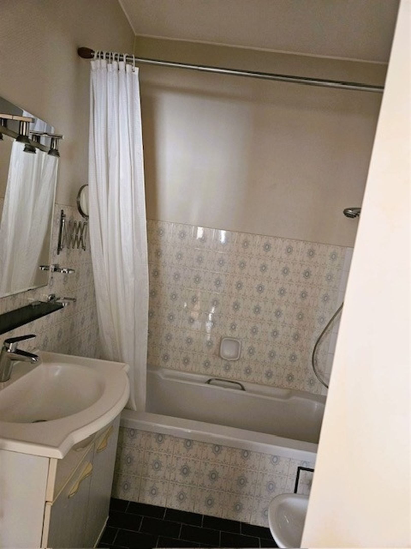 Appartement (1slpk) mét terras in hartje Antwerpen!  foto 7