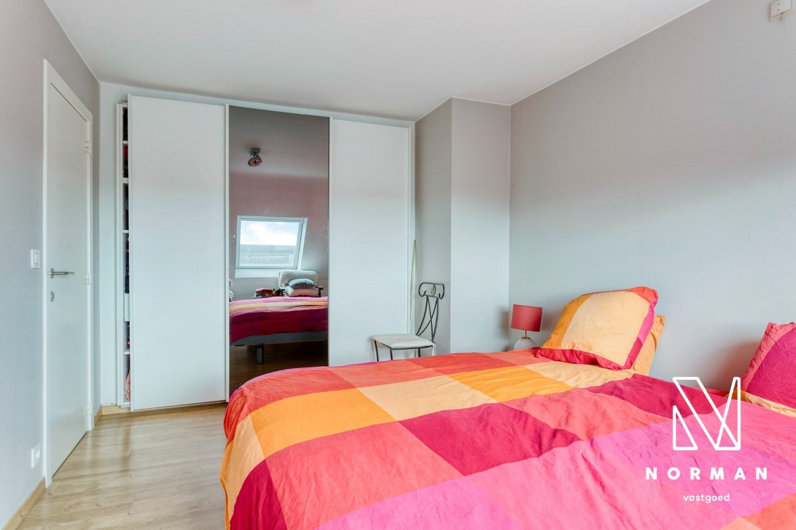 Modern duplex appartement op toplocatie in Waregem! foto 15