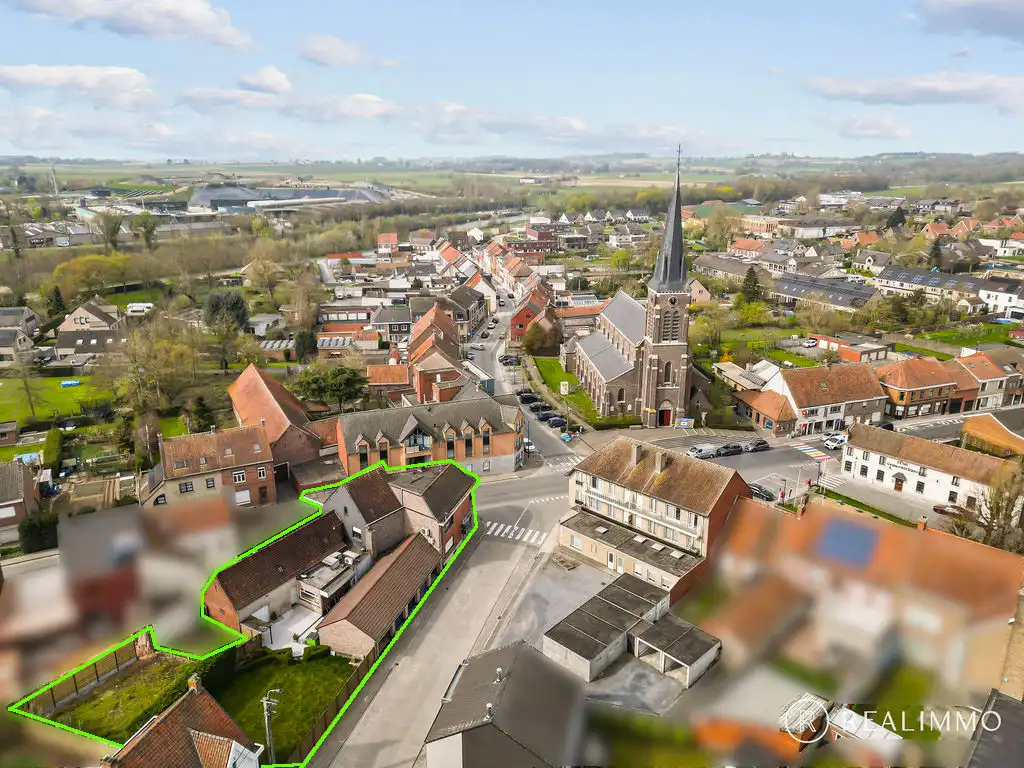Veelzijdig handelspand met woonst op topligging in hartje Moen foto 23