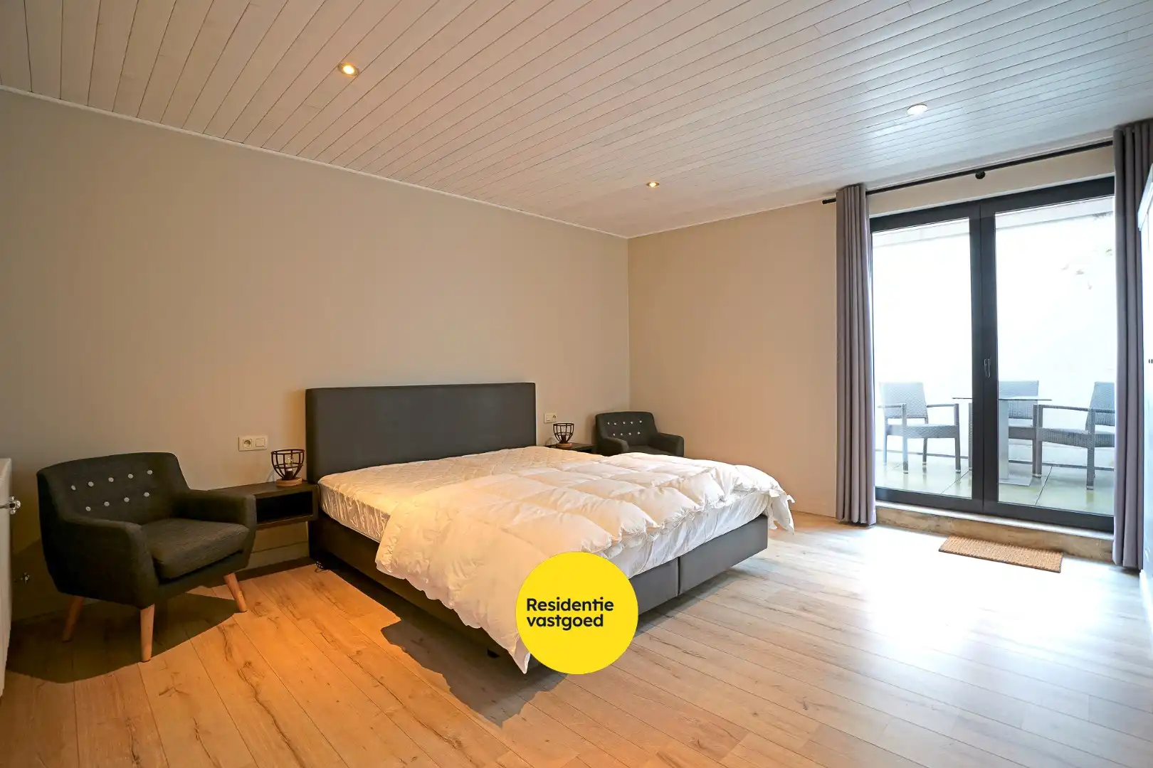 Gerenoveerde herenhuis (2025) in winkelstraat van Nieuwpoort-stad op 161 m². foto 4