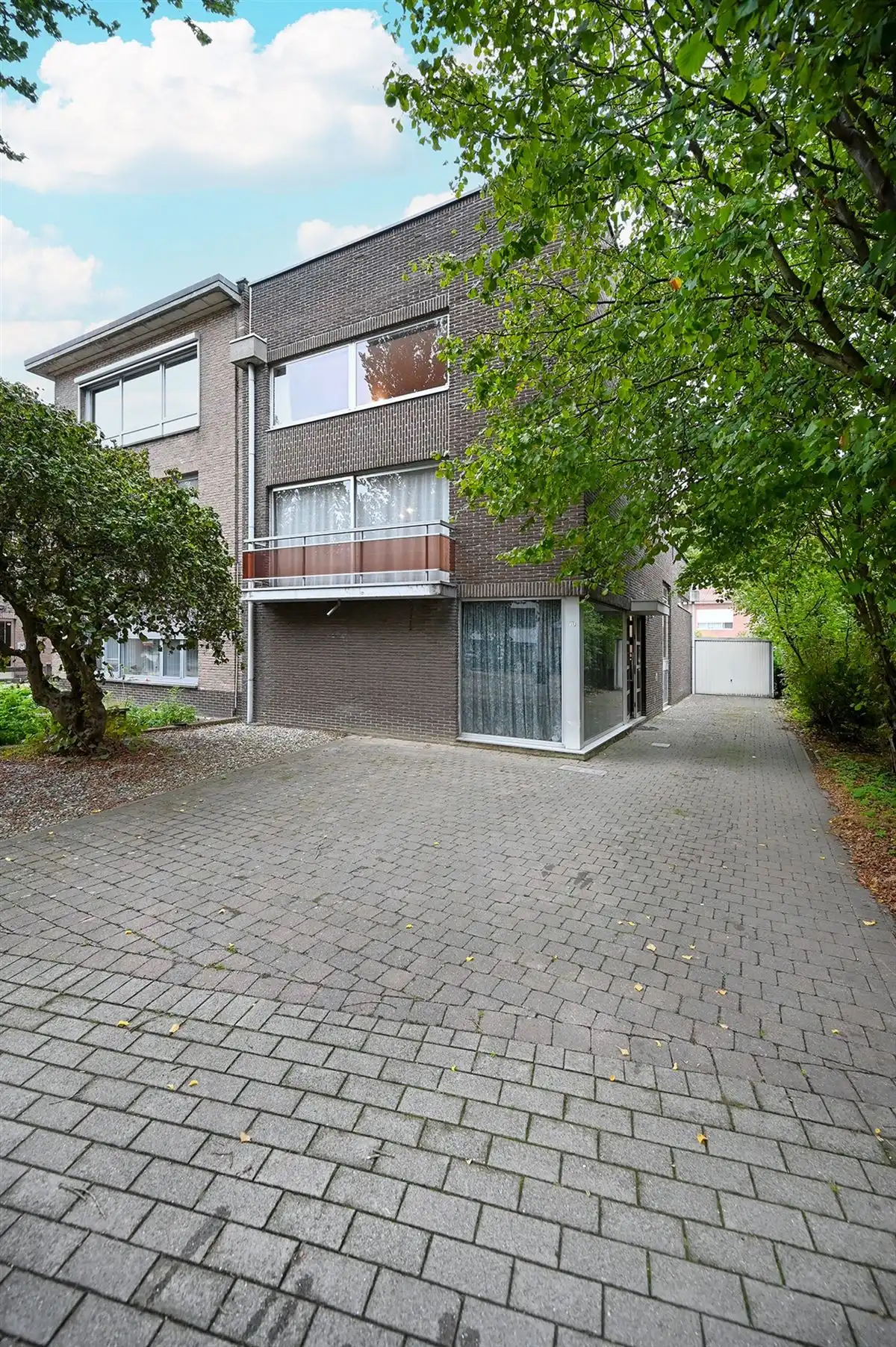 Ruime splitlevel woning met veel potentieel foto 30