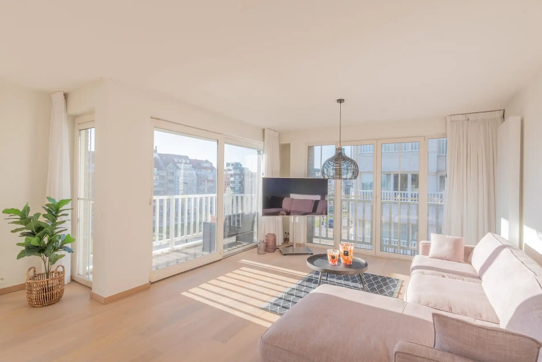 Schitterend hoekappartement met open zichten te Heist foto 9