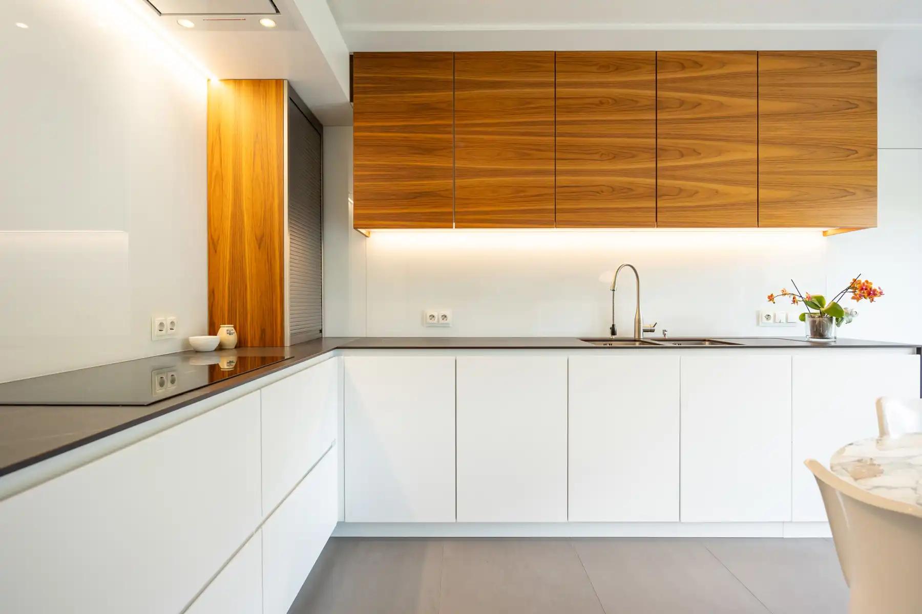 Degelijke en energiezuinige villa  op ca. 1000 m2 foto 9