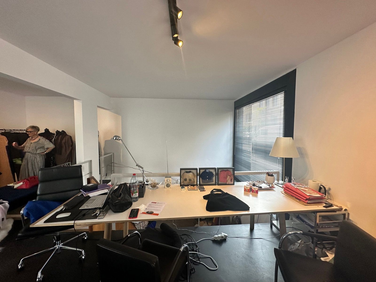 Prachtig hoekpand met maximale zichtbaarheid foto 7