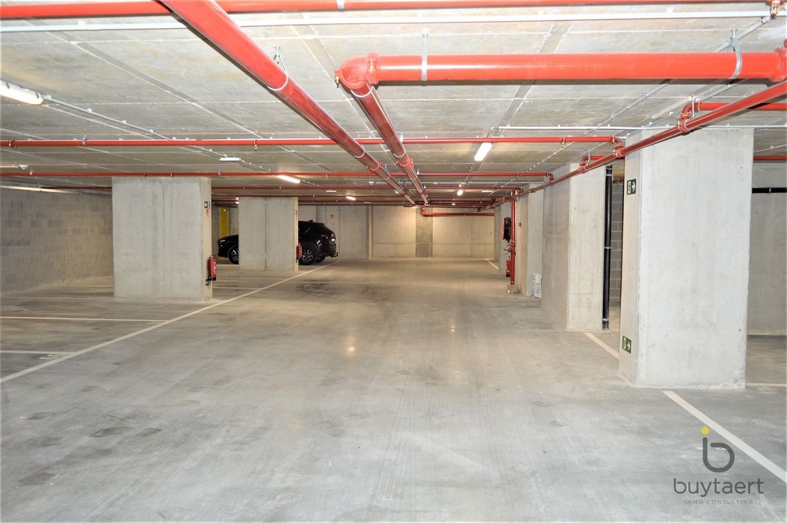 Een slaapkamer appartement met panoramisch uitzicht! foto 26