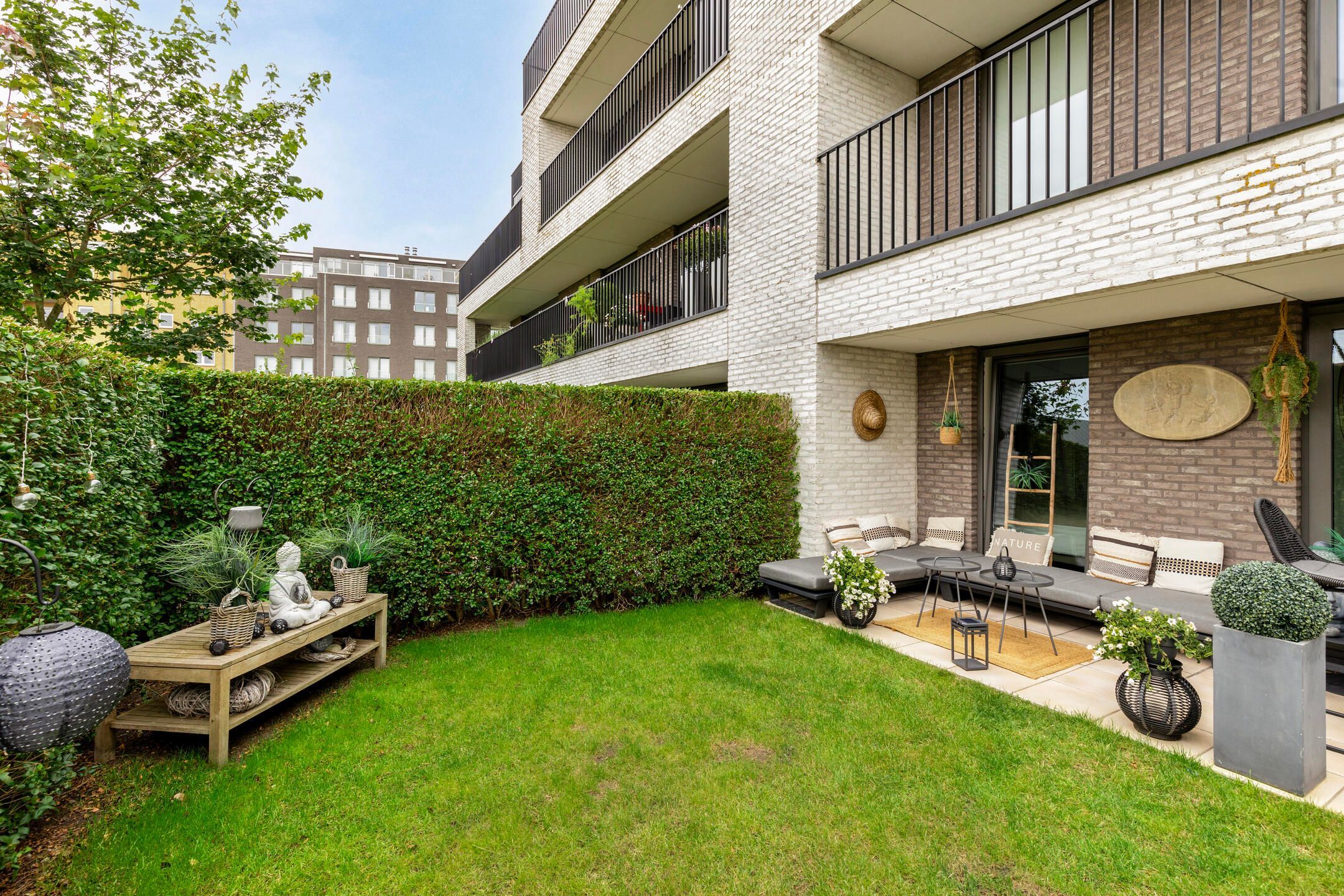 Gelijkvloers Appartement met Tuin, Terras, Kelder foto 13