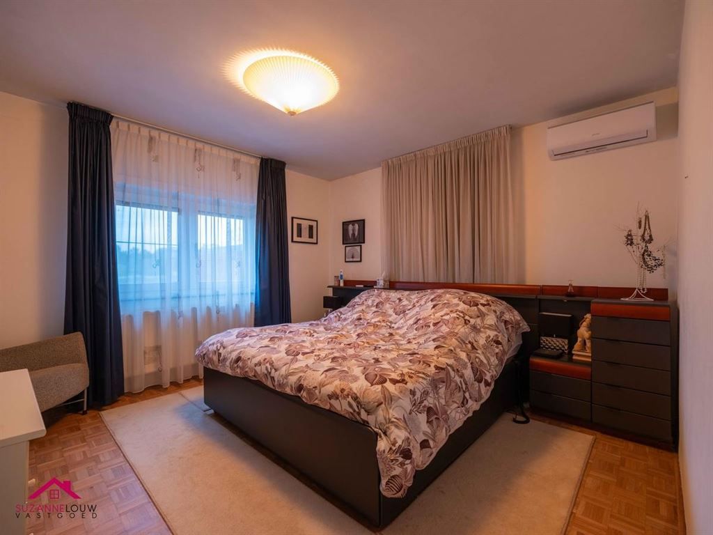 Goed onderhouden, op te frissen woning foto 32