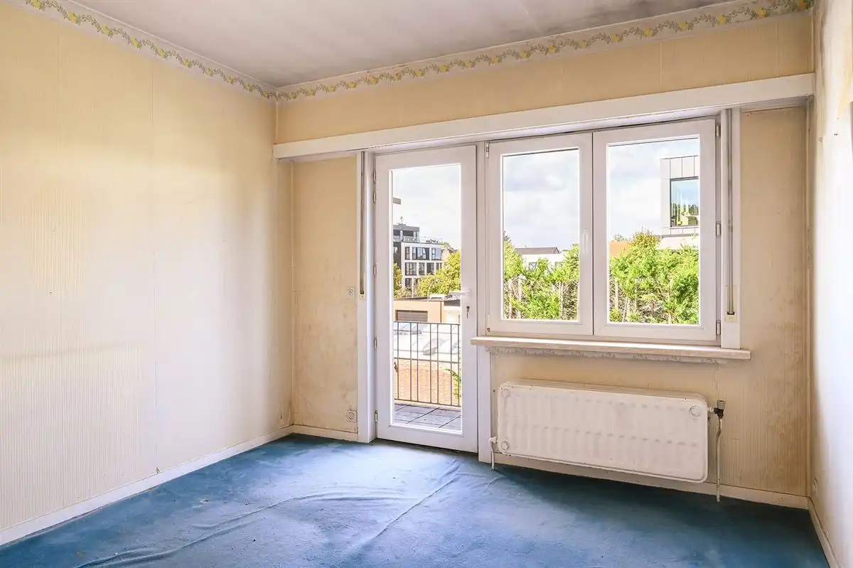 Lichtrijk te renoveren hoekappartement in hartje Brasschaat foto 21