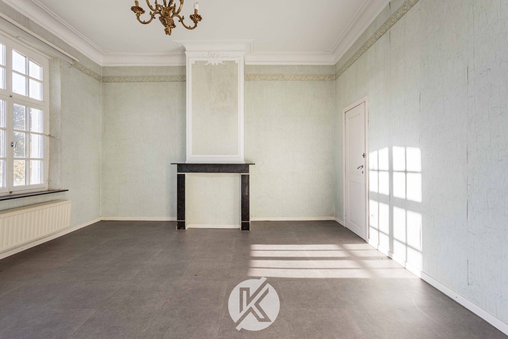 Tijdloze pastorie met historische allure op 4.057 m² foto 16