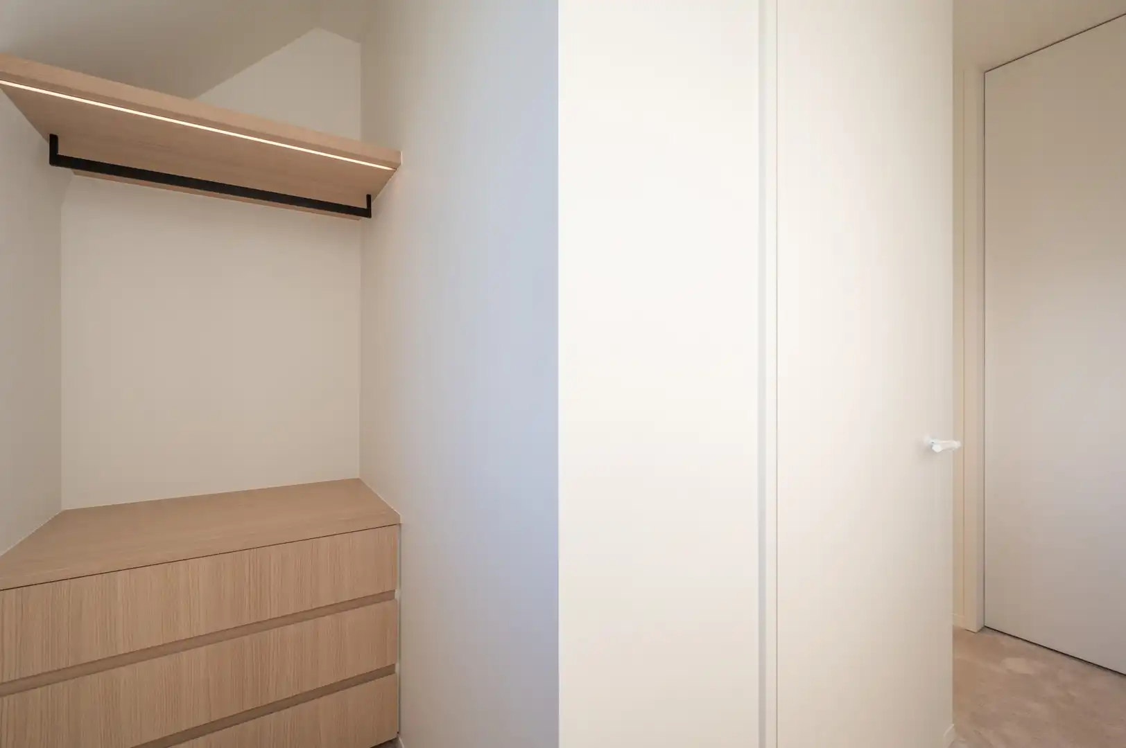 Instapklare nieuwbouwvilla met 5 slaapkamers en zuidgerichte tuin foto 22