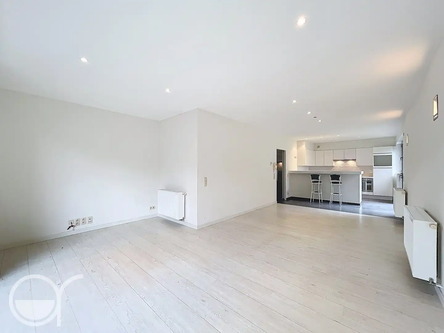 Ruim gelijkvloers appartement met twee slaapkamers, grote tuin én garagebox foto 5
