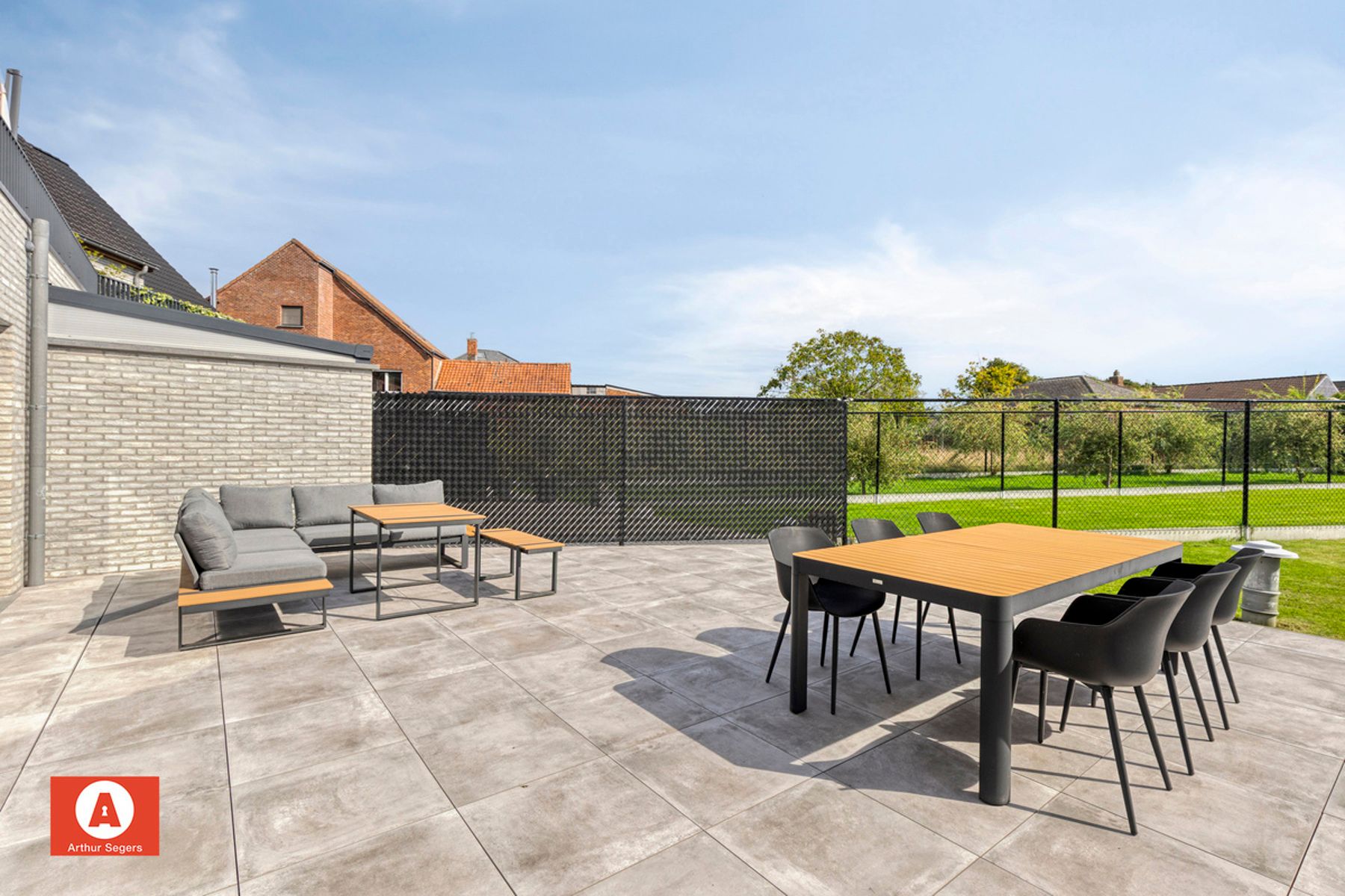 Gelijkvloers appartement met tuin (Z) en 2 staanplaatsen foto 19