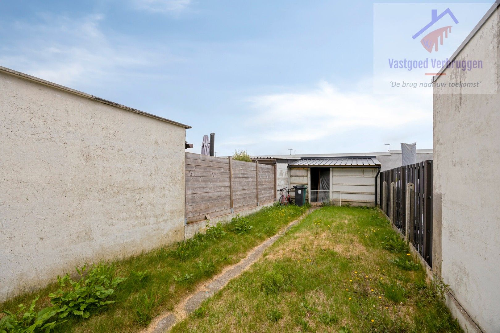 Rijwoning met 3 slaapkamers en tuin foto 7