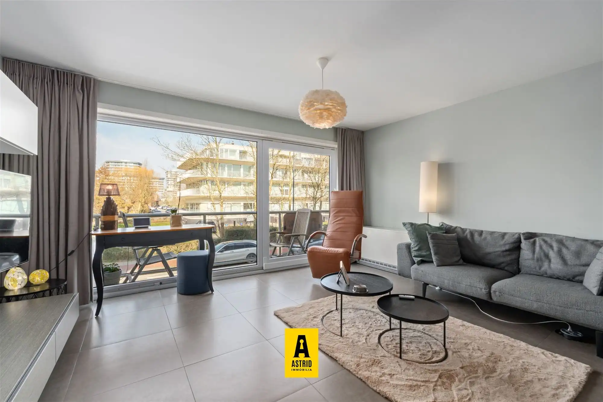 Leuk appartement met ruim terras! foto 3