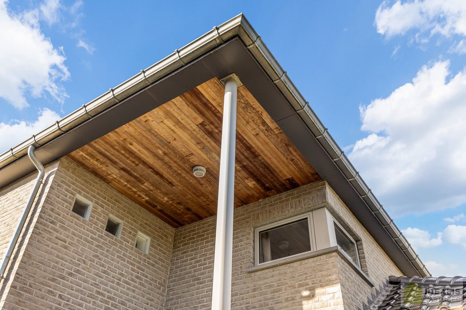 PRACHTIGE, INSTAPKLARE EN RUIME GEZINSWONING IN TOPSTAAT foto 6