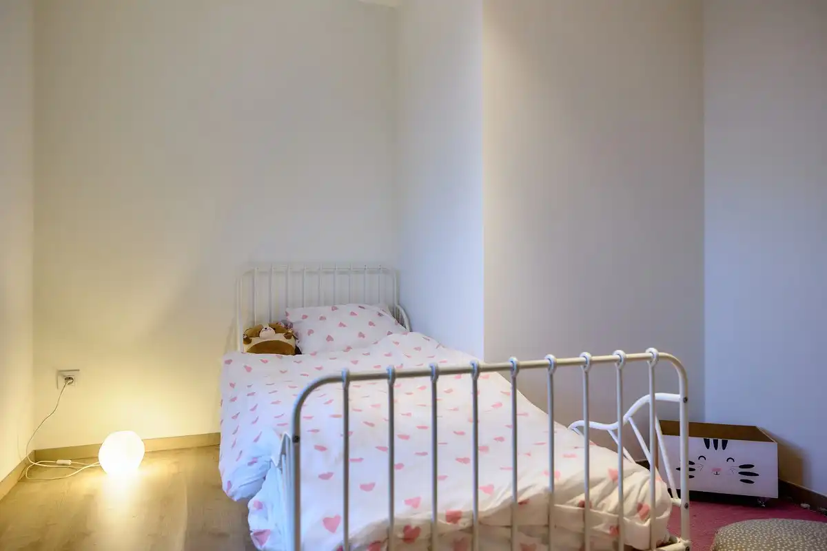 Afgewerkte halfopen nieuwbouwwoning te Roeselare foto 18