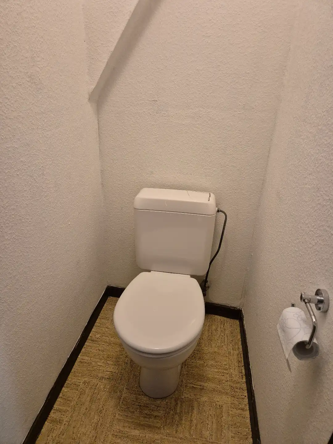 2 slaapkamer appartement te huur in het centrum van Zonhoven. foto 7
