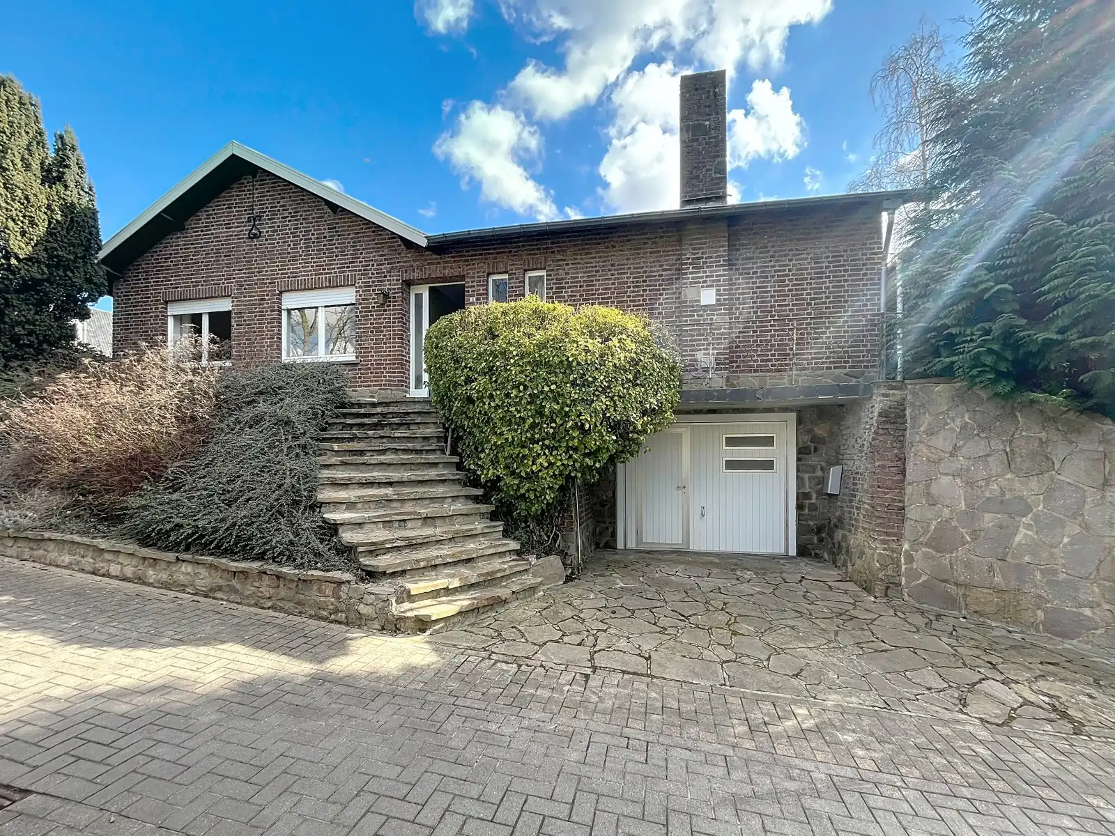 Gelijkvloerse villa met 3 slks & tuin op 7 minuten van  E40  foto 15