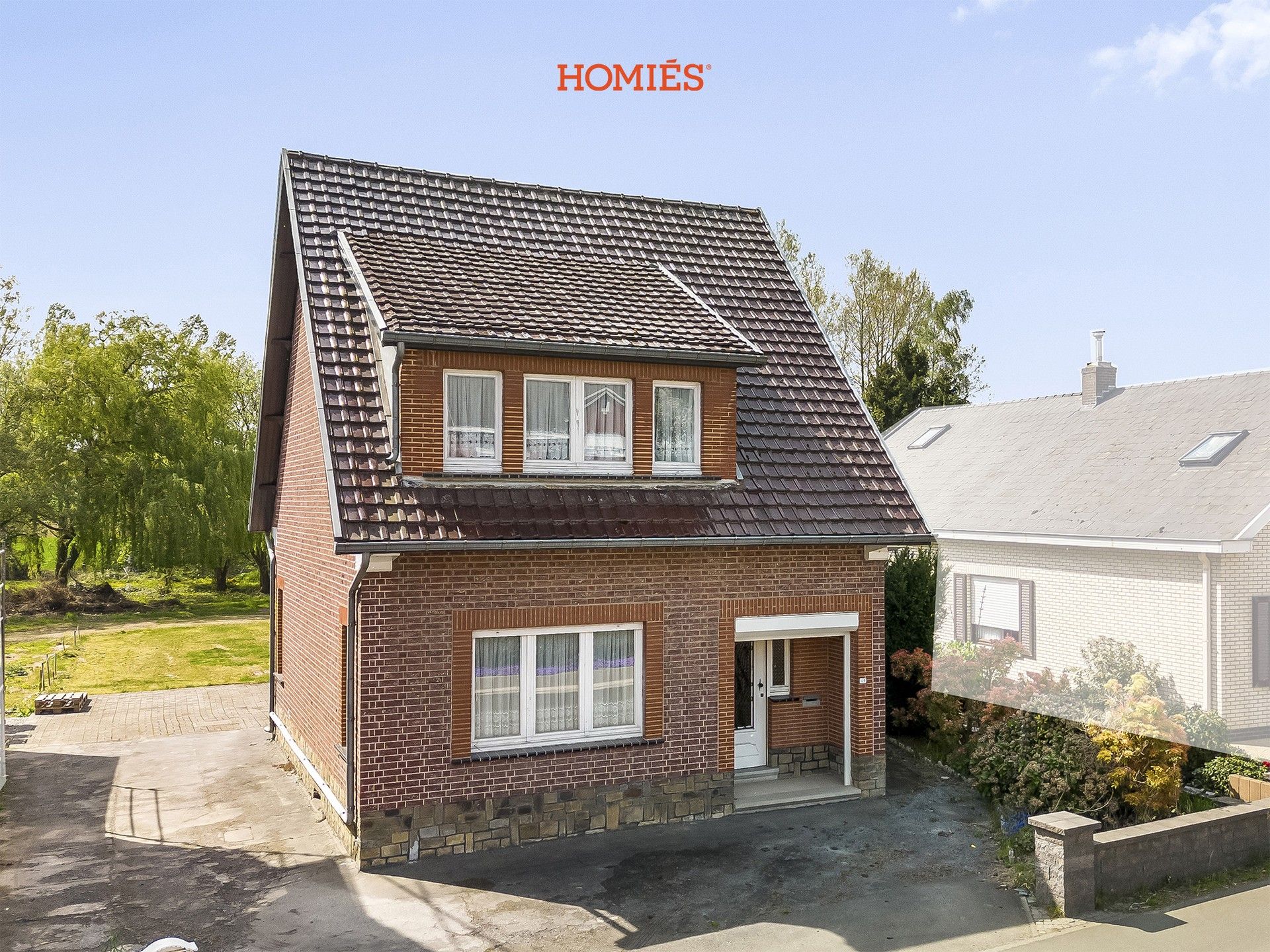 Te renoveren woonst met prachtig verzicht foto 2