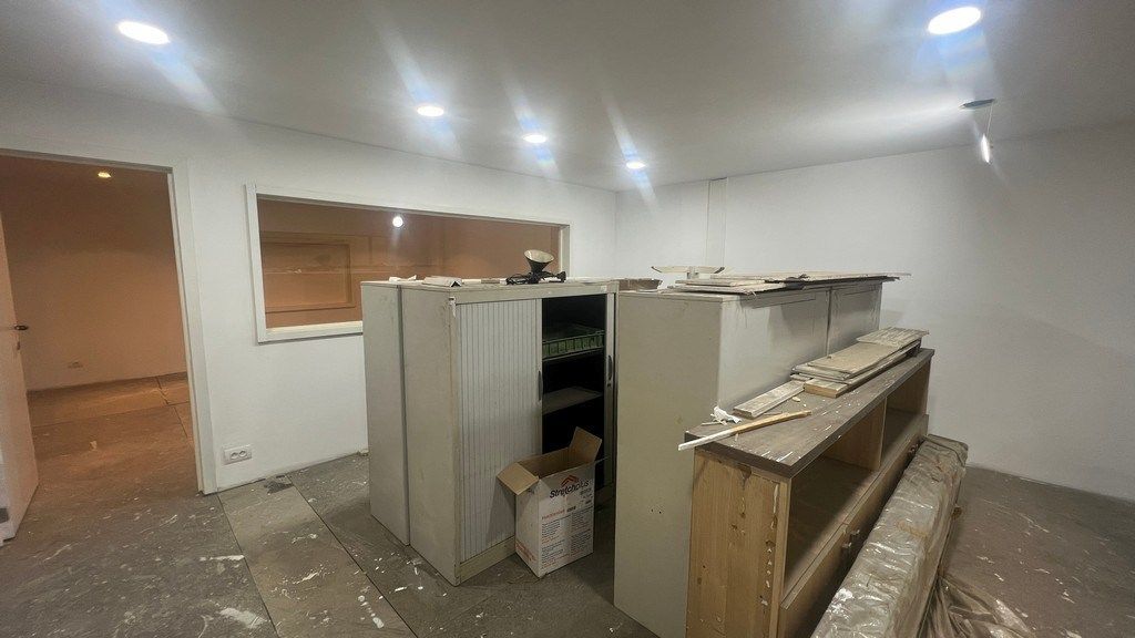 Magazijn met bureel te huur in Booiebos in Drongen foto 8