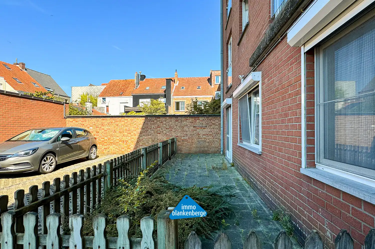 Gelijkvloers Appartement met Twee Slaapkamers foto 20