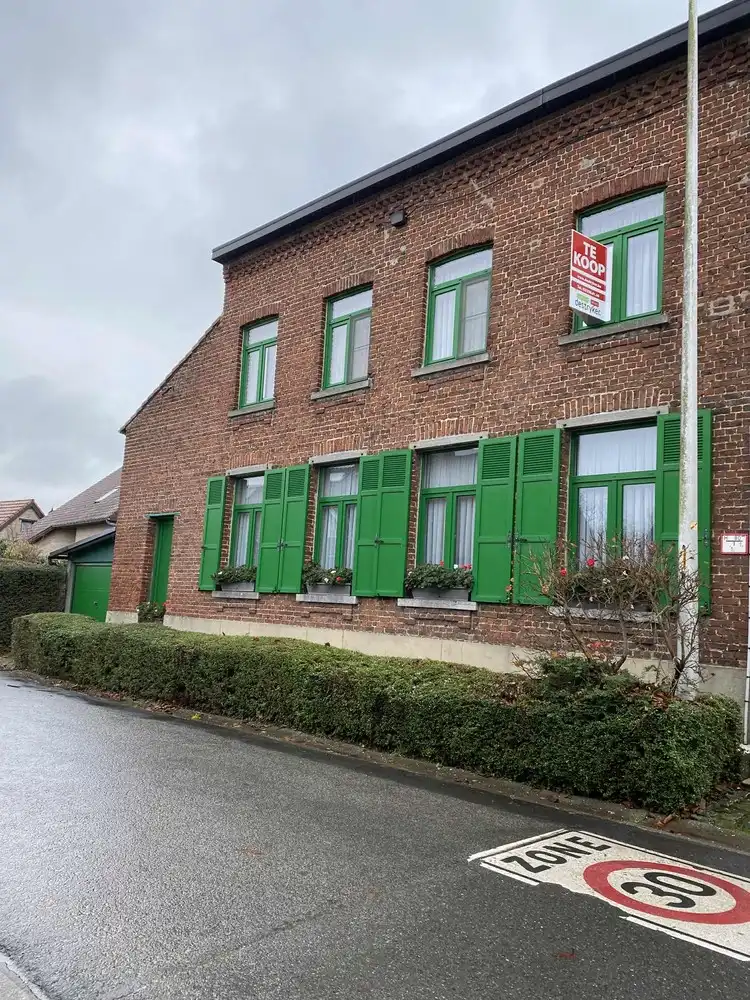 gunstig gelegen alleenstaande woning foto 2