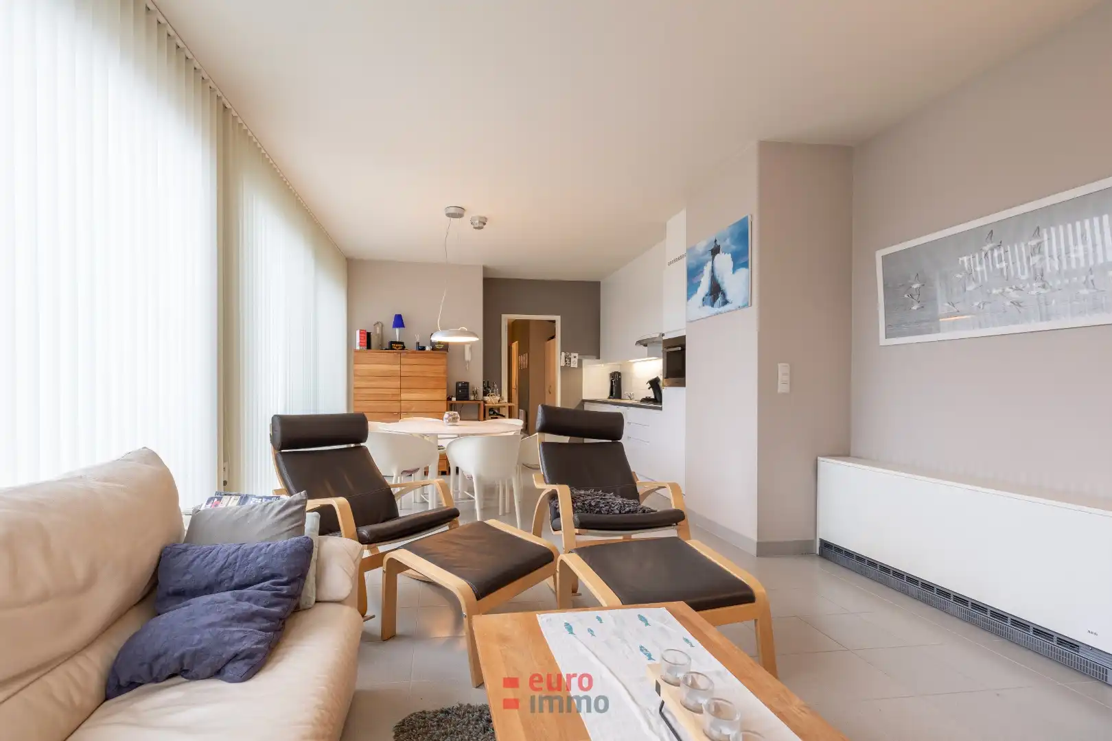 Uitermate lichtrijke penthouse midden in de winkelstraat! foto 7