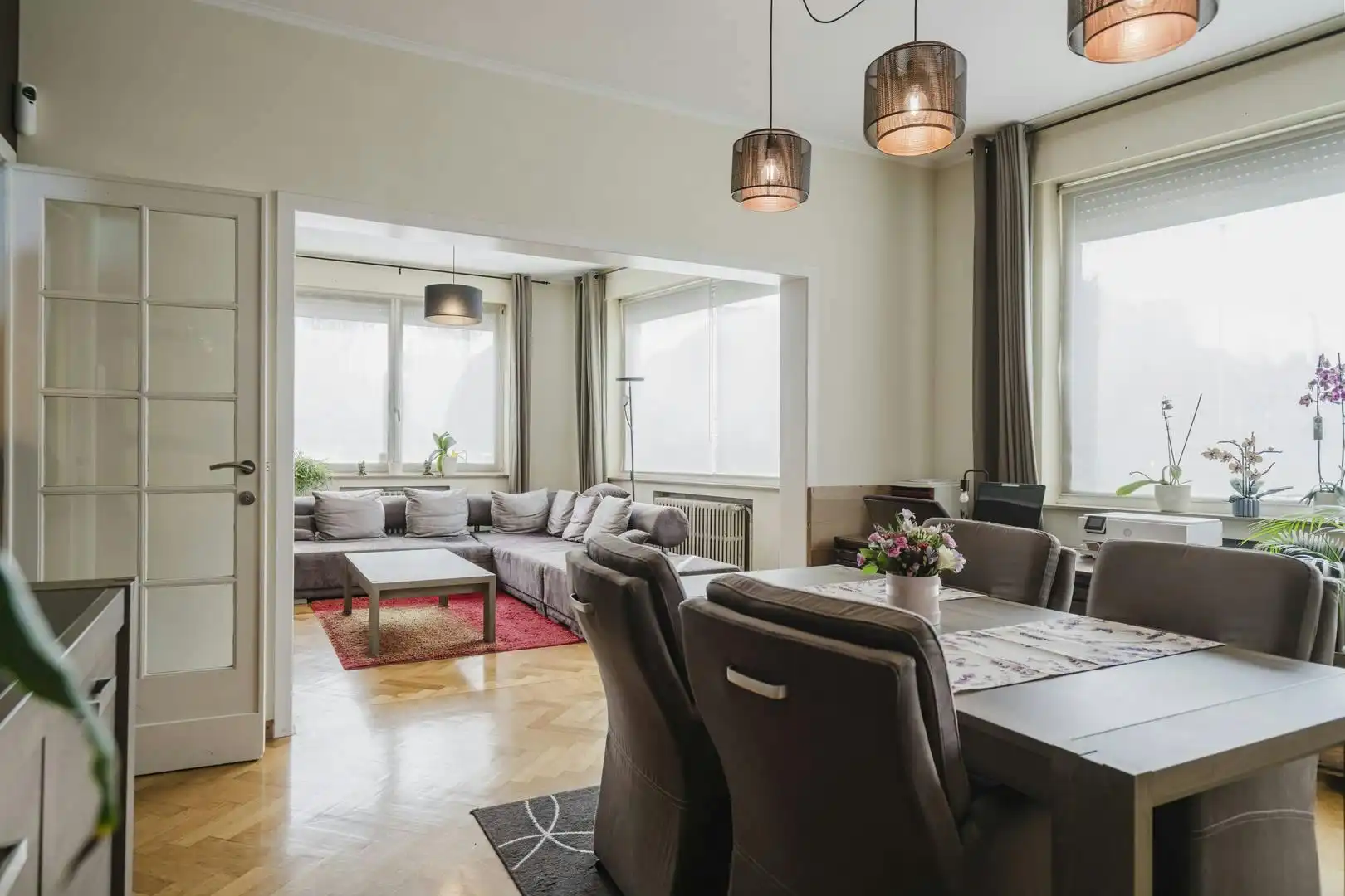 Karaktervolle gezinswoning te koop in centrum Marke! foto 2