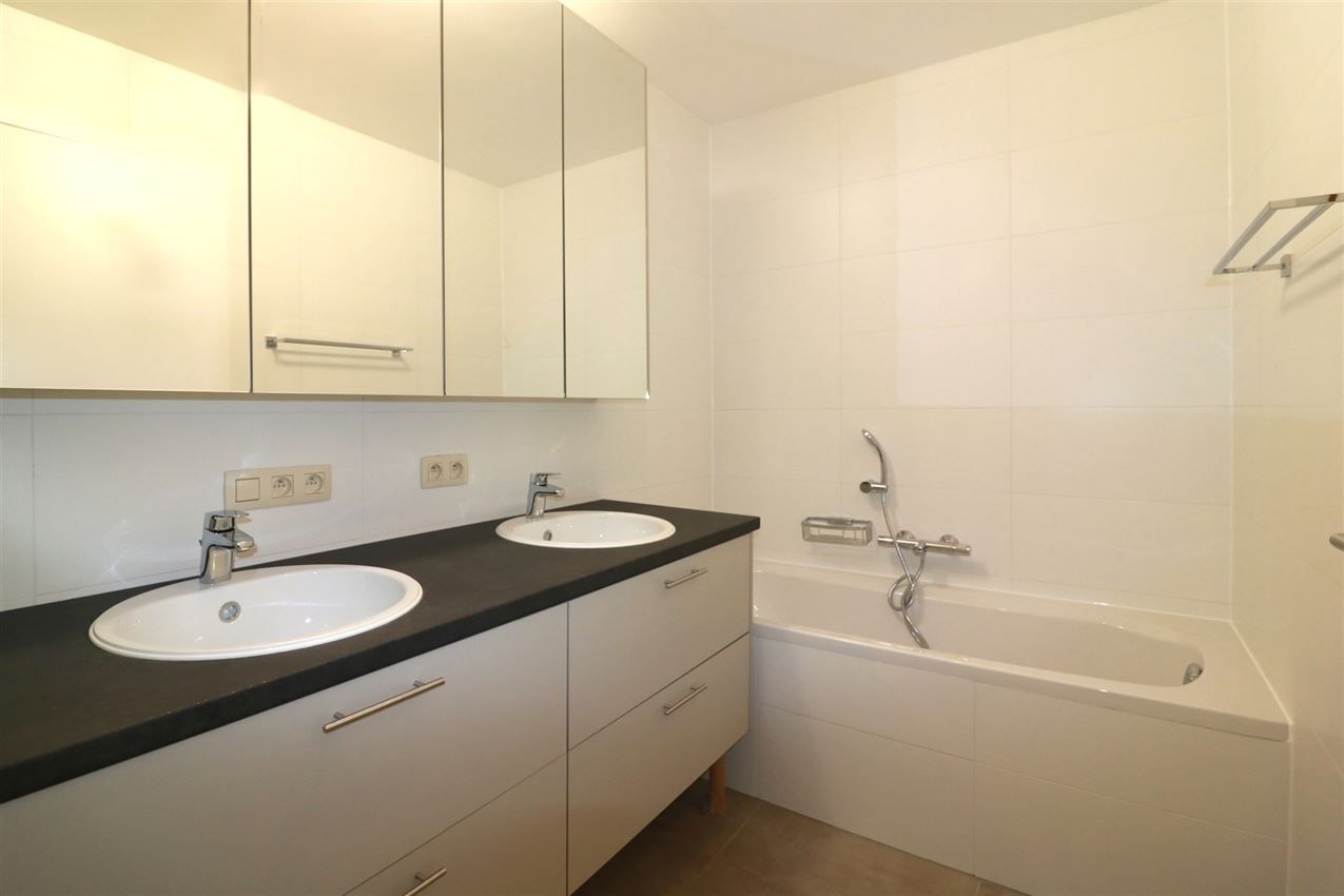 Nieuwbouw gelijkvloers appartement met tuintje foto 17